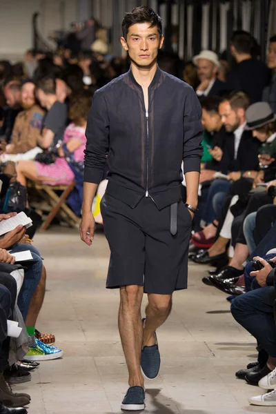 Look 20